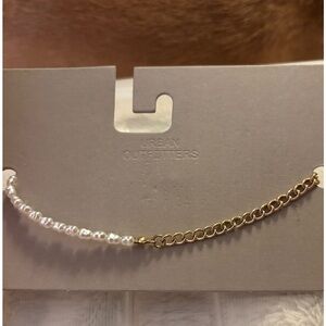 Urban Outfitters Gold and White Pearl Necklace